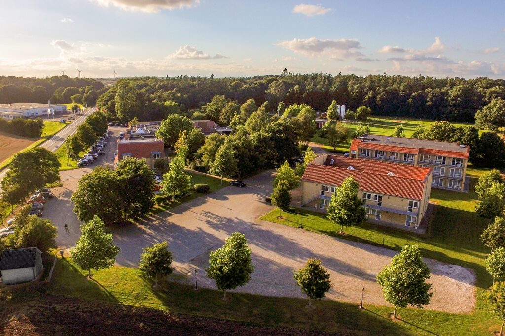 Fjelsted Skov Hotel Konference - hotellet set fra skyerne